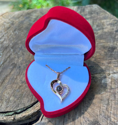 COLLAR "TE AMO EN 100 IDIOMAS "  + CAJA DE LUJO GRATIS